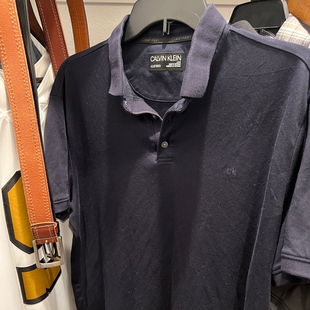 Calvin Klein Mens Large Liquid Touch polo blue